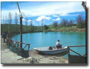 lago4.jpg (32599 bytes)